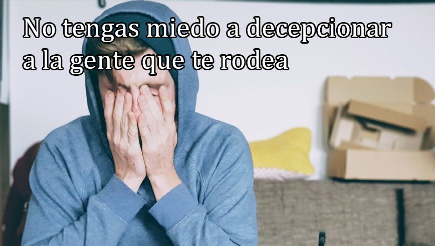 Persona con miedo a decepcionar